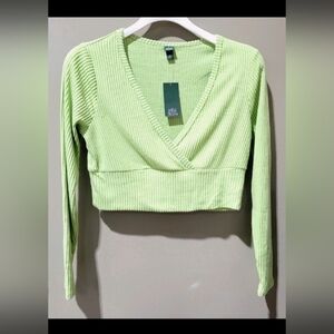 Wild Fable Women's Ribbed & Deep V-Neck LS Soft & Cozy Green Crop Top
